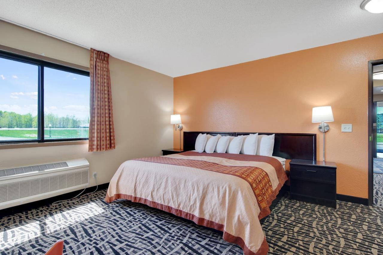 Americas Quality Inn & Suites - Finlayson Εξωτερικό φωτογραφία